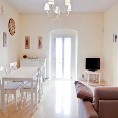Giotto Al Duomo - Bufalini Apartments ฟลอเรนซ์ ภายนอก รูปภาพ